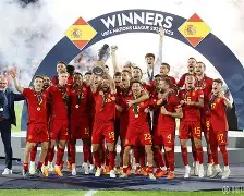 九游体育-包含塞维利亚迎欧篮联关键赛清晨山东泰山备战足总杯，库里与70激战澳大利亚队分钟看傻球迷的词条